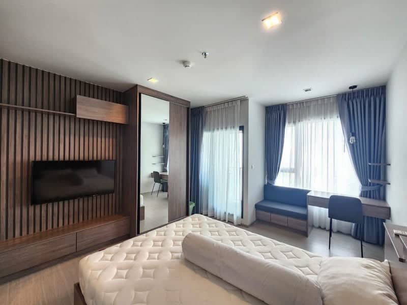 Life Asoke Rama 9 — High Floor City Living | Fully Furnished | MRT Rama 9