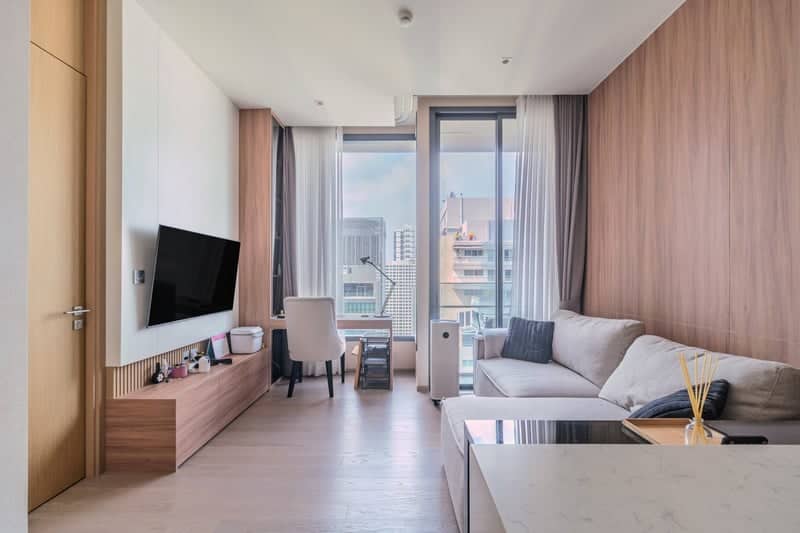 The Esse Asoke — High Floor City View | Luxury Condo | Asoke CBD