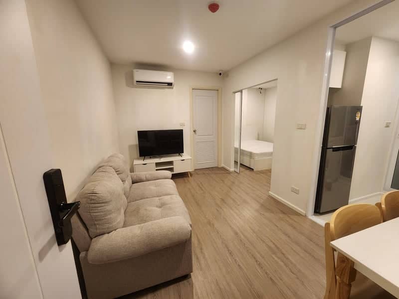 Chateau In Town Ratchayothin — Pool View Floor 6 | Fully Furnished | Near BTS