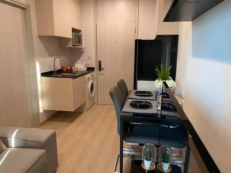 Noble Revolve Ratchada — High Floor Unblocked View | Near MRT