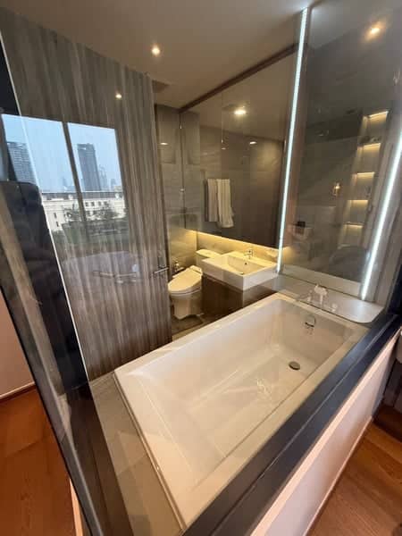 Ideo Q Sukhumvit 36 — Luxury Corner Unit | 1 BR 38 sqm | Near BTS Thong Lo