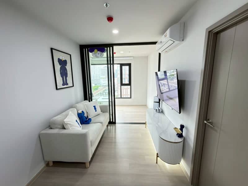 Aspire Onnut Station — Rare 1BR Plus Corner Unit | 200m to BTS | Unblocked View