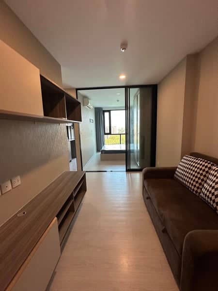 Knightsbridge Phaholyothin Interchange — 14th Floor | Near BTS Interchange (Green & Pink Lines) | Flexible Rent Options