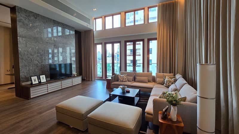 The Crest Ruamrudee — Spacious Luxury Unit | Near BTS Ploenchit