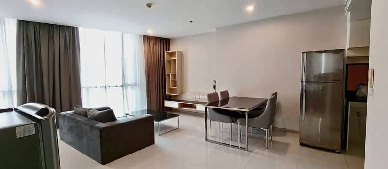 Up Ekkamai — Spacious City View Residence | Prime Ekkamai Living