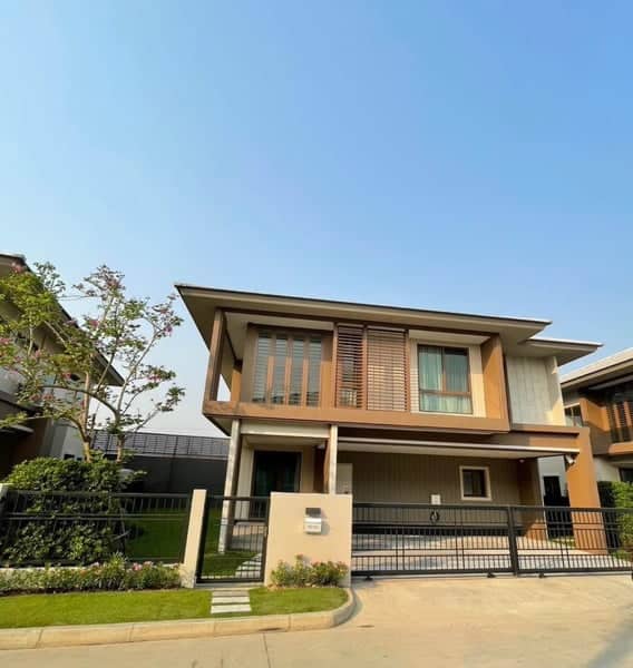 Burasiri Krungthep Kreetha — Luxury Family Home | Near Intl Schools