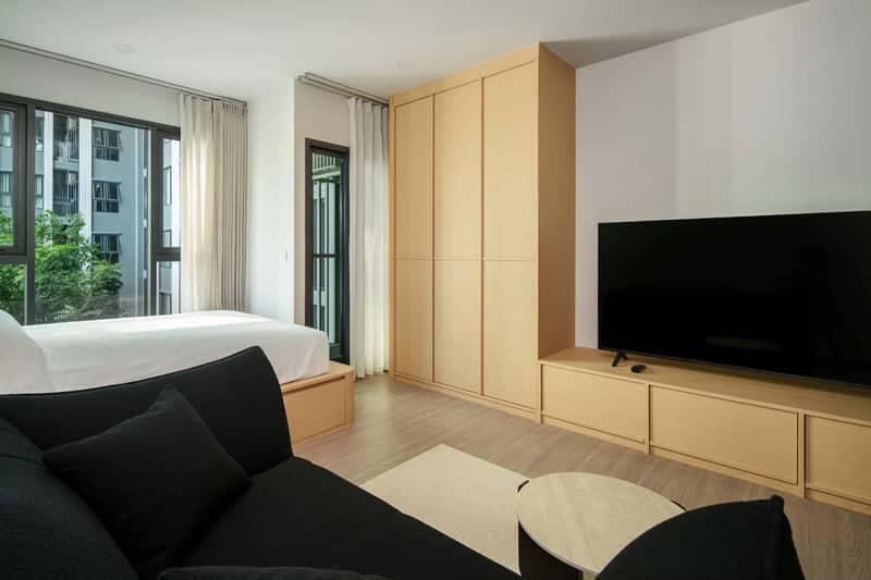 Aspire Sukhumvit - Rama 4 — Brand New Minimalist Studio | Pool View | Near BTS