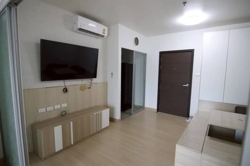 Supalai Veranda Rama 9 — Вид на бассейн | Просторный балкон | Rama 9