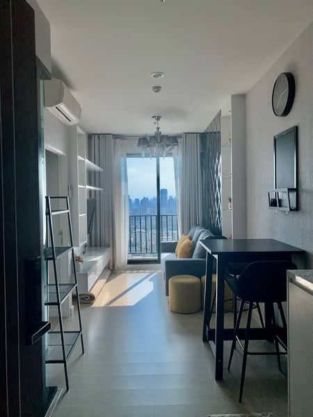 The Niche Pride Thonglor-Petchburi — High Floor City Living | Near BTS Thonglor