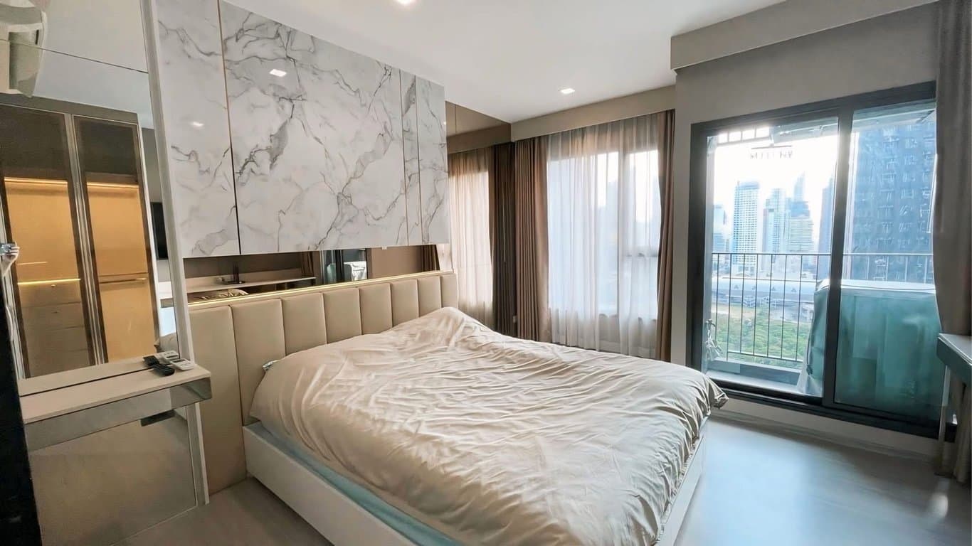 Life Asoke–Rama 9 — High Floor Unblocked View | Near MRT Rama 9