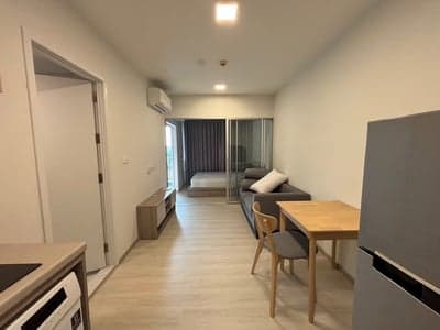 Plum Condo Sukhumvit 62 — Walk-in Closet | Low-Rise Privacy | Near BTS Bang Chak photo 3