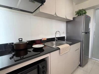 Aspire Sukhumvit 48 — High Floor City View | Large 1BR | 600m to BTS Phra Khanong photo 4