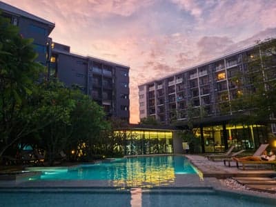 Blossom Sathorn-Charoenrat photo 3