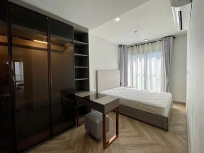 Chapter Thonglor 25 — Bright Corner Unit | Shuttle to BTS | Thonglor photo 2