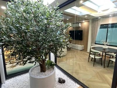Modern Craftsmanship House — Double Volume Courtyard Living | Nawamin photo 4