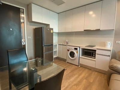 Equinox Phahol-Vibha — High Floor Park View | Near BTS Mo Chit photo 3