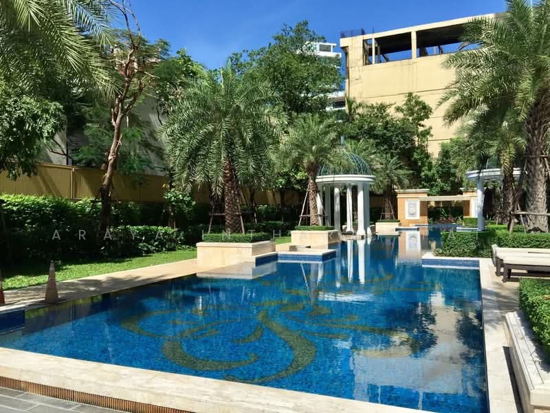 Royce Private Residences photo 2