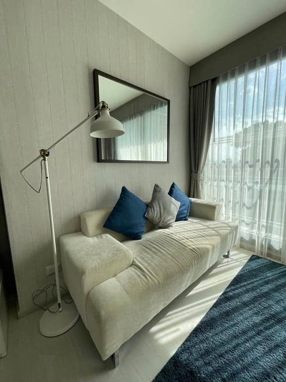 Rhythm Sukhumvit 42 — Fully Furnished Luxury Condo | Next to BTS Ekkamai
