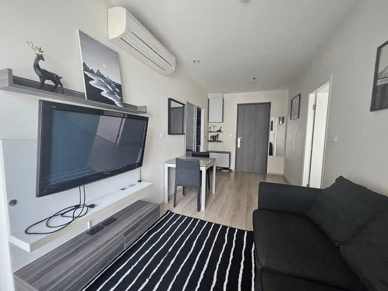 Centric Huai Khwang — Rare Large 1 Bedroom | 150m to MRT