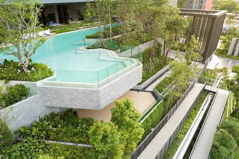 Life Sathorn Sierra photo 3