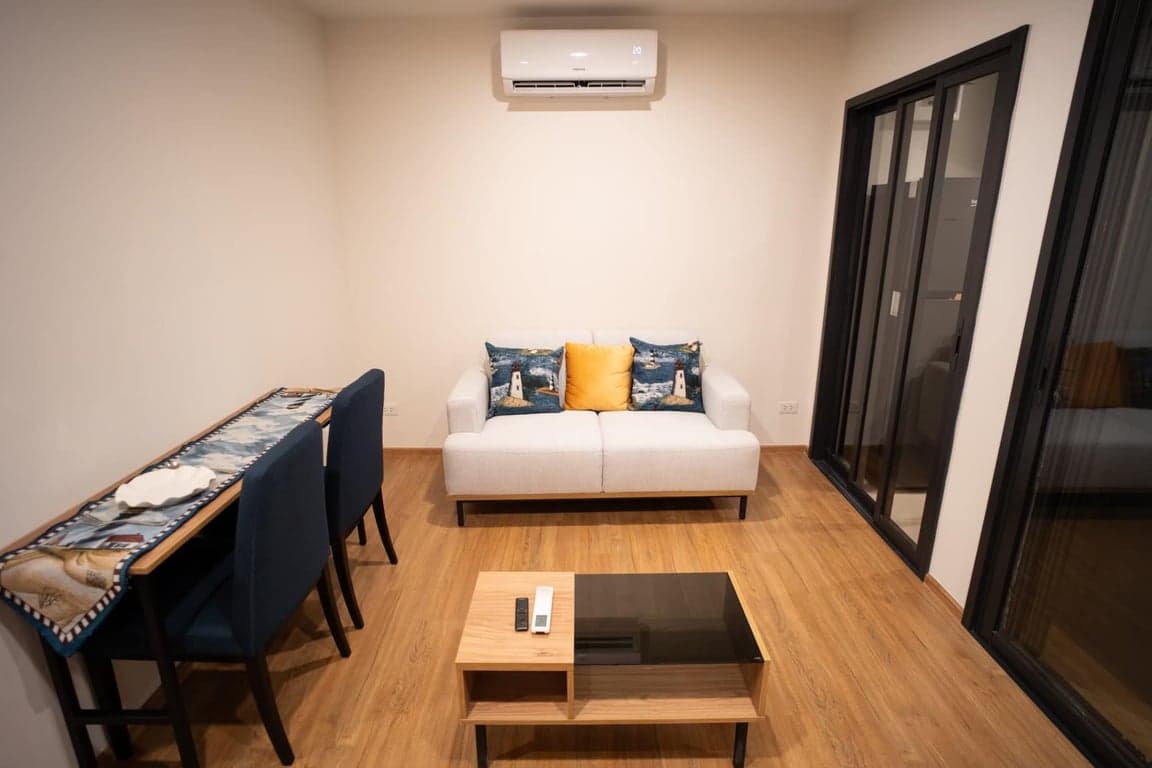 The Line Vibe — Unblocked View High Floor | Next to Lotus's | Ladprao Intersection