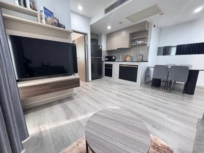 TEAL Sathorn-Taksin — Renovated Corner Unit | High Floor | Near BTS photo 3