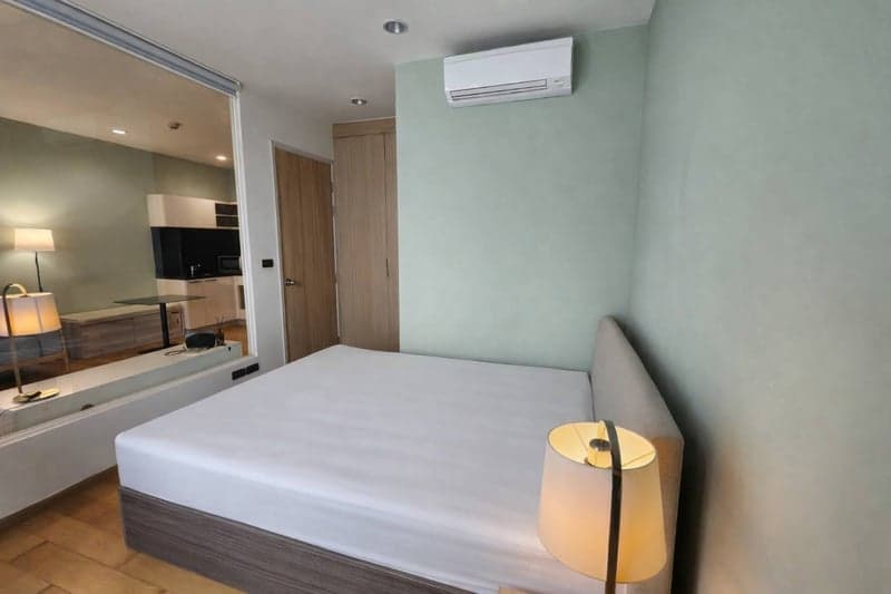 The Fuse Sathorn-Taksin — Corner Unit Skyline View | Near BTS photo 3
