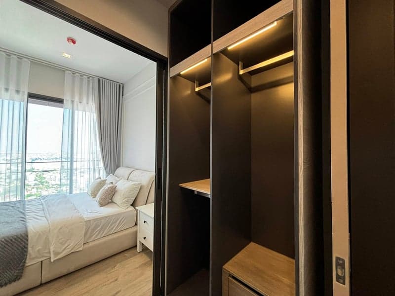The Crest Park Residences — Luxury High Floor Residence | MRT Phahon Yothin & BTS Ha Yaek Lat Phrao photo 4