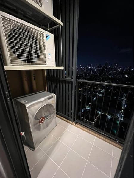 OKA HAUS Sukhumvit 36 — Fully Furnished Urban Retreat | Near BTS Thong Lo photo 4
