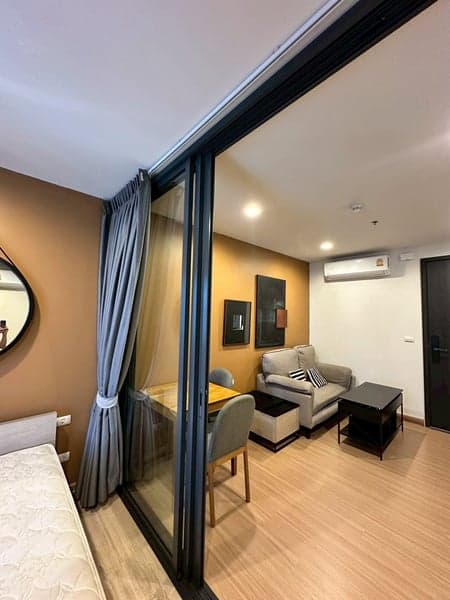 The Base Garden Rama 9 — High Floor Unit | Ready to Move | Near ARL photo 3