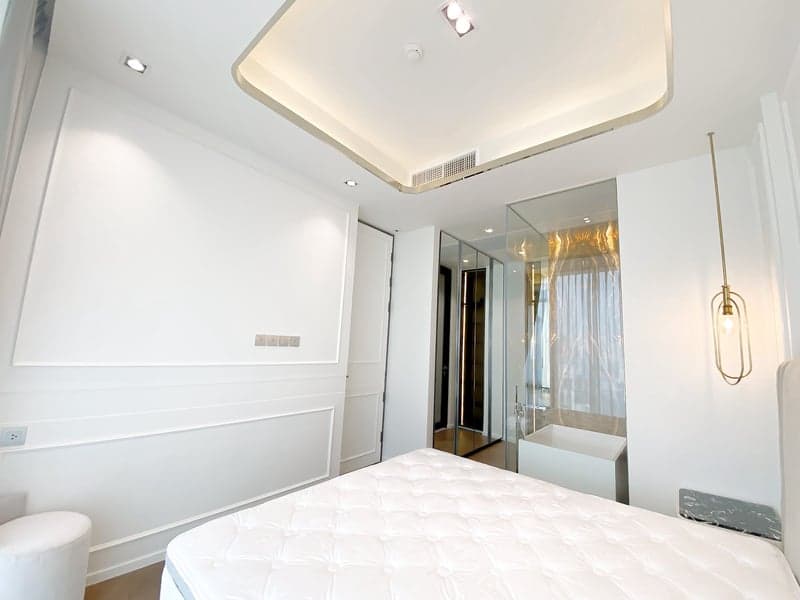 28 Chidlom — High Floor Park View | Quiet Luxury | 250m to BTS photo 3