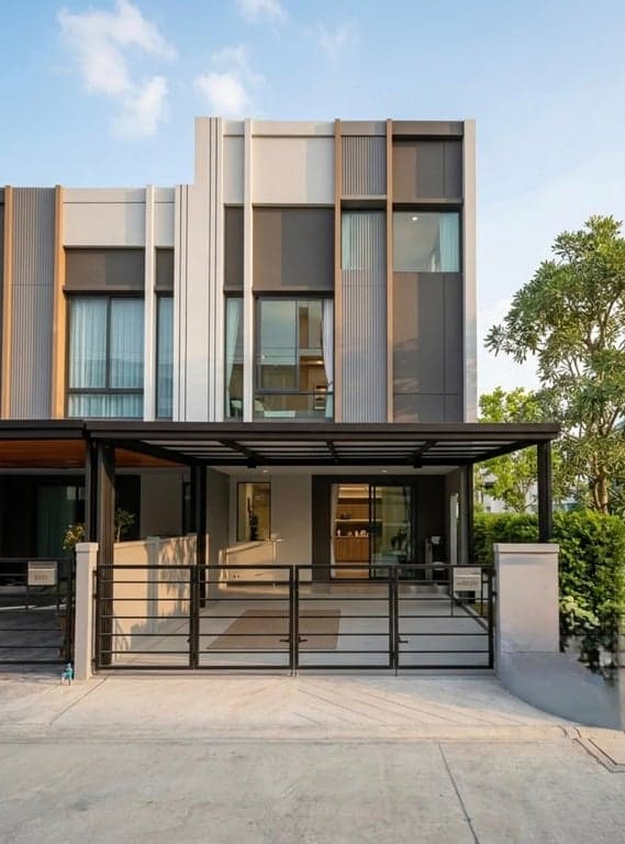 Pleno Sukhumvit-Bangna 4 — Smart Luxury Townhome | Near Mega Bangna