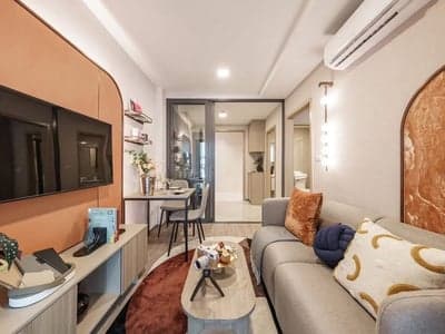 The Base Ratchada 19 — Pet-Friendly Low-Rise | South-Facing Balcony | Near MRT Ratchadaphisek photo 2