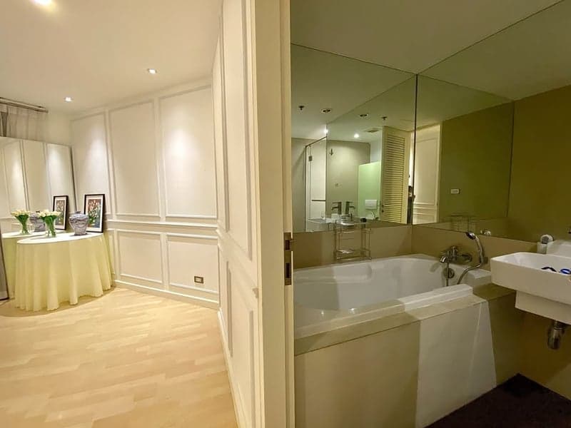 59 Heritage — Renovated Quiet Condo | Big Balcony | Near BTS Thonglor photo 2