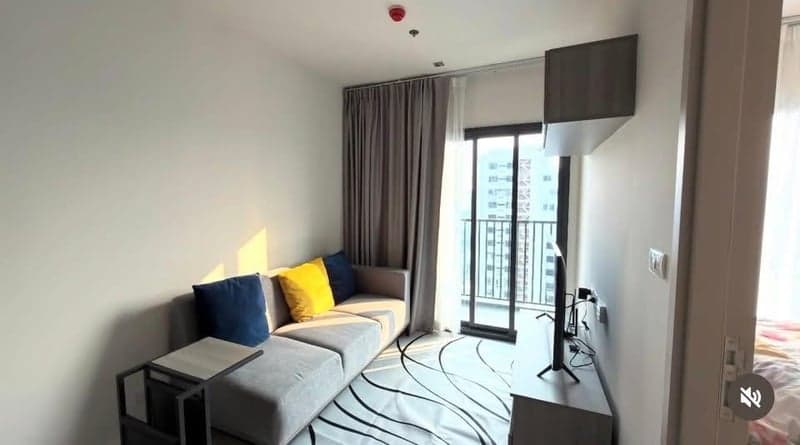 The Base Phetchaburi-Thonglor — High Floor Corner Unit | City View | Near MRT & BTS photo 4