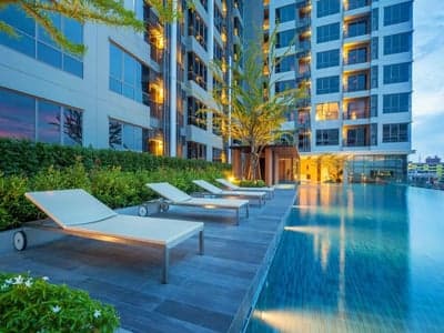 The Room Sathorn-Taksin photo 2