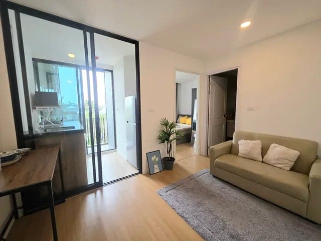Cerocco Bangna 36 — Fully Furnished | Shuttle to BTS Bang Na | EV Charger