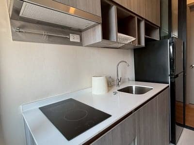 Knightsbridge Prime Onnut — High Floor (30th) | Separate Kitchen | Near BTS On Nut & Big C Extra photo 3