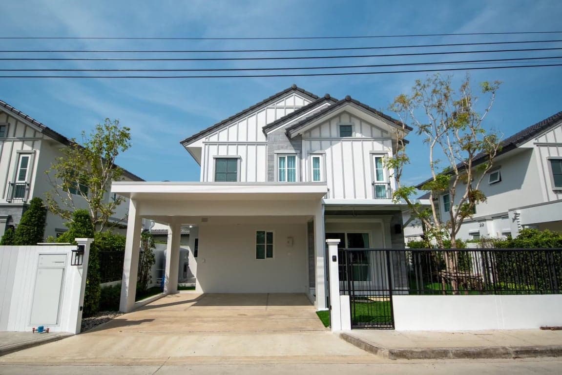 Villaggio 3 Srinakarin-Bangna — Pet-Friendly Family House | EV Charger