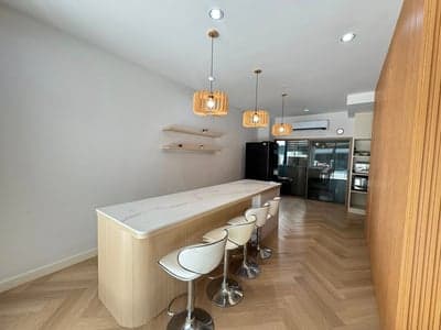 Baan Klang Muang Rama 9-Krungthepkreetha — Fully Furnished Townhome | Prime Rama 9 photo 4