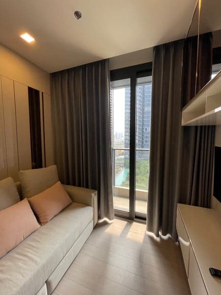 One9Five Asoke - Rama 9 — Luxury Pool View Unit | Near MRT Rama 9 photo 4