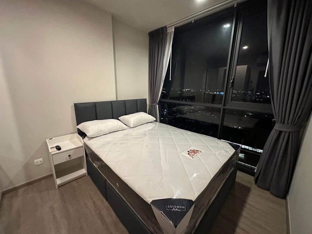 The Line Wongsawang — Pool View High Floor | Walk to MRT