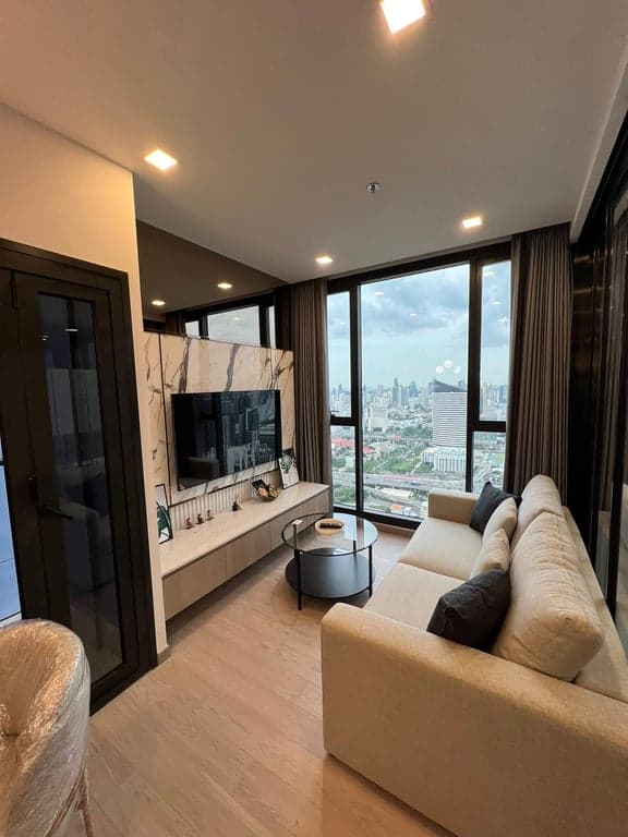 One9Five Asoke Rama 9 — Ultra-High Floor City View | South Facing | Near MRT Rama 9