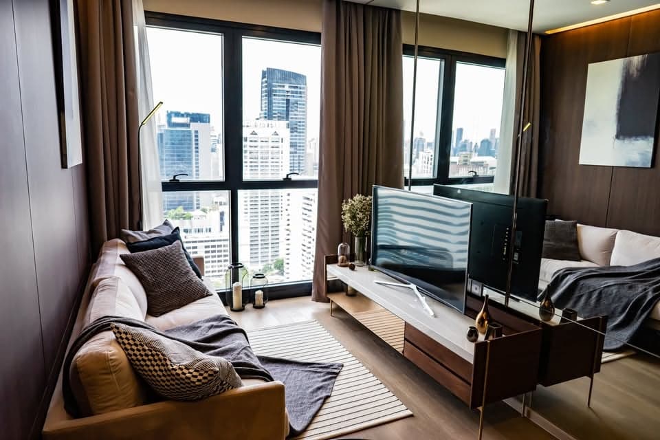 Ashton Asoke — Ultra-Prime Location | 0m to Terminal 21 | High Floor (28th) | Fully Equipped