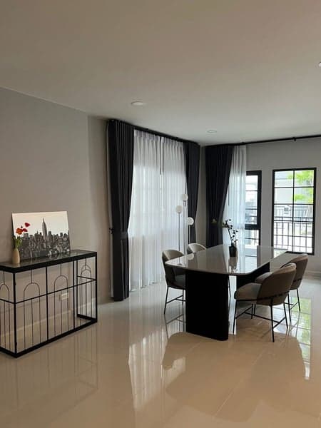 Centro Bangna — Pet-Friendly Family Home | Fully Furnished | Bangna Area photo 3