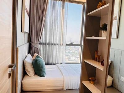 Sathorn Corner Unit — High Floor River View | Quiet Luxury Living photo 3