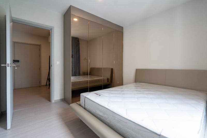 Aspire Sukhumvit-Onnut — 5th Floor Pool View Corner Unit | Near People Park photo 2