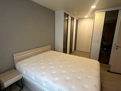 Maestro 03 Ratchada — Pool View Pet-Friendly Condo | Prime Ratchada photo 4