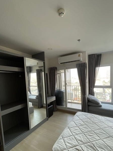 Supalai Veranda Ramkhamhaeng — High Floor East View | Near MRT photo 2
