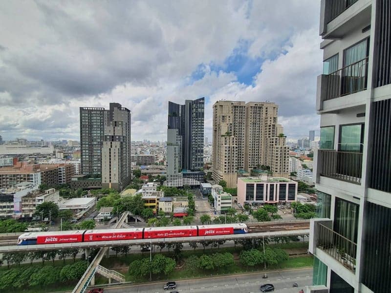 The Fuse Sathorn-Taksin — Corner Unit Skyline View | Near BTS photo 2